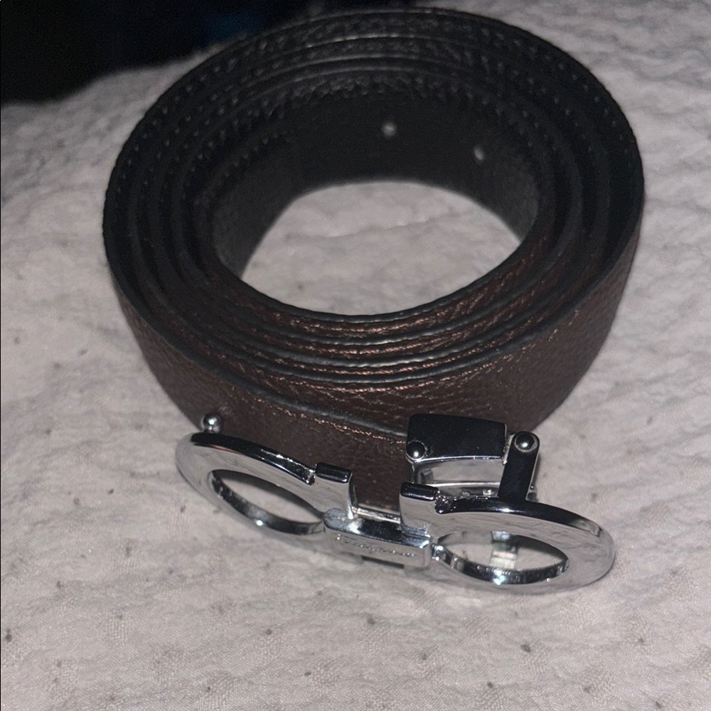 Only wore once great condition and good for date nights